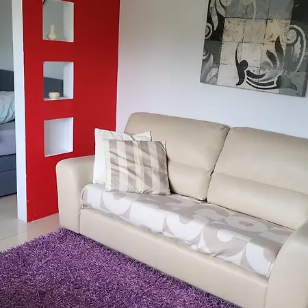 Humboldtstr Apartment *