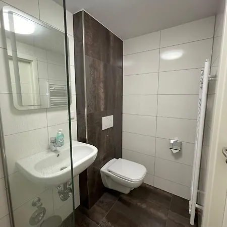Humboldtstr Apartment *